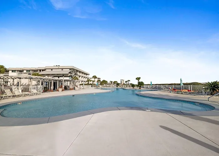 View Plantation 4515 With Multiple Amenities Apartment *